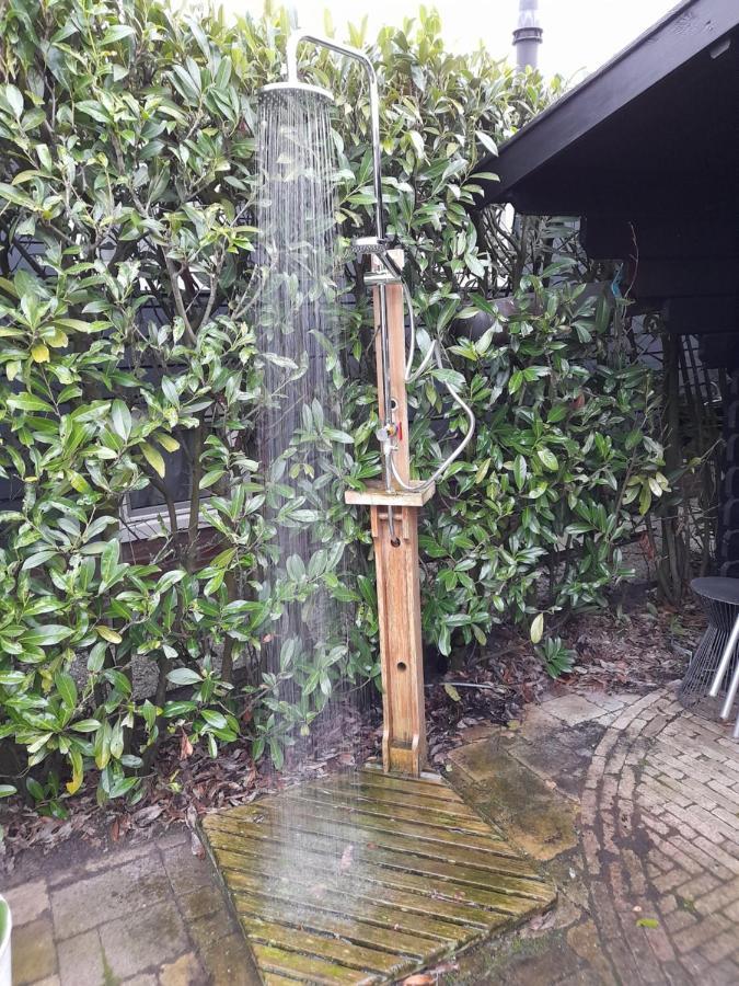 Wuivend Riet Gelegen Op Resort Venetie Giethoorn Esterno foto
